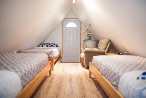 Surf Haven Lofted Cozy Cabin Minutes To Beach