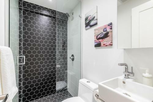 Apartamento Upscale 3br Apt - With Netflix - Near High Park