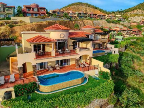 Luxury 3 Bedroom Montecristo Villa At Quivira