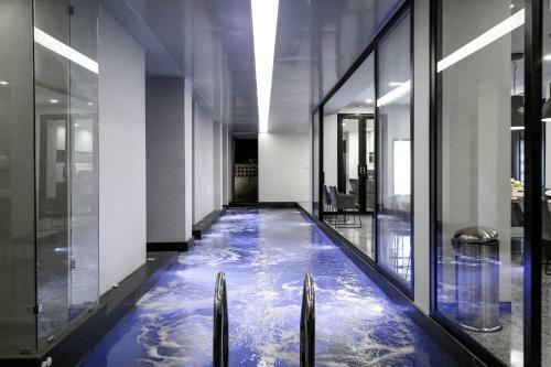 Crew Hotel
