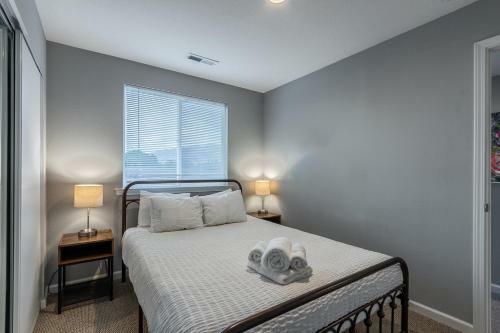 @ Marbella Lane - Cozy Home With Modern Touch