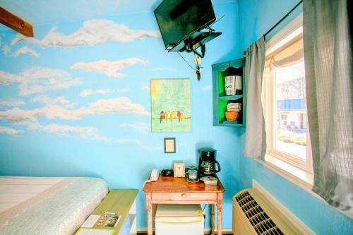 Motel Outside Inn