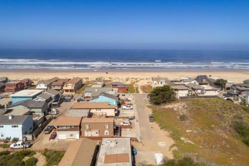 Ocean & Dunes Views~fun Deck~steps To Sandy Beach