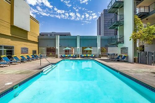 Apartamento 2 Bedroom 2 Bathroom Spacious Unit With Pool And Gym
