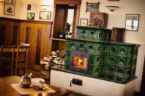 Hostal Penzion A Hostinec U ?esk� Koruny