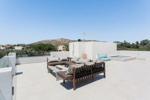 Villa 8bd Beach House With Outdoor Jacuzzi By The Olon