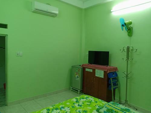 Hostal Ngoc Phu Hotel