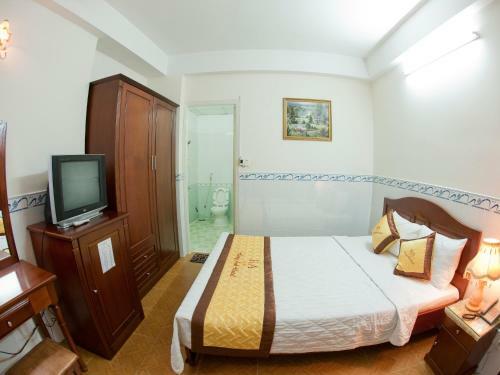 Hung Anh Hotel