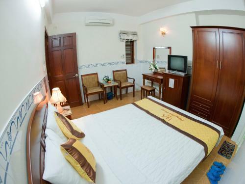 Hung Anh Hotel