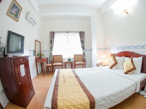 Hung Anh Hotel