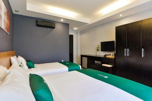 Aries Hotel