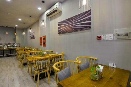 Aries Hotel