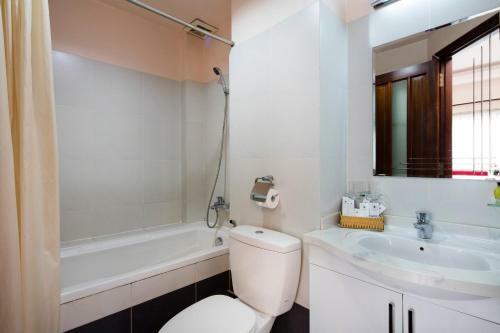 Hotel Vien Dong District 7 Phu My Hung
