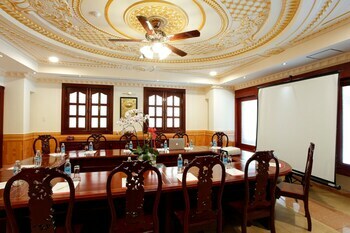 New Pacific Hotel