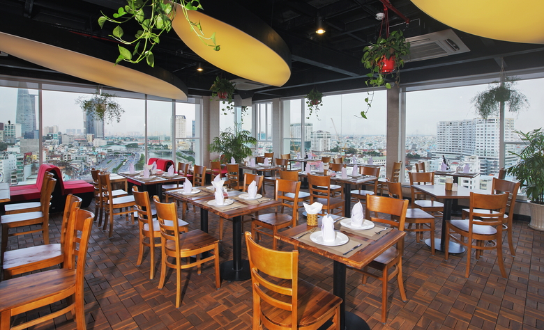 Sunland Hotel