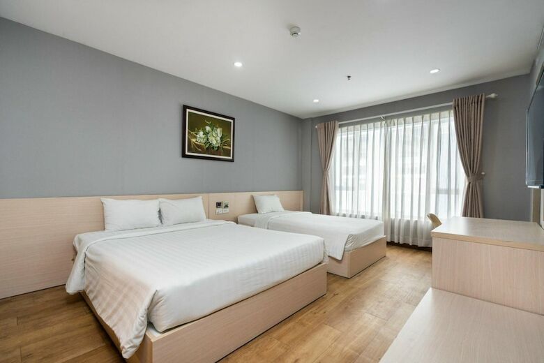 Sunland Hotel