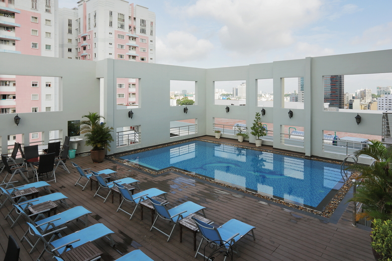 Sunland Hotel