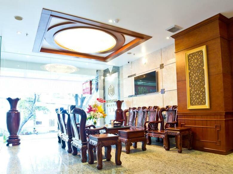 Dinh Phat Hotel