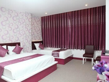 Luxury Hotel