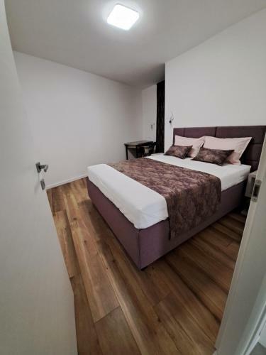 New Luxury Apartment 4* In Sutivan - Island Bra?