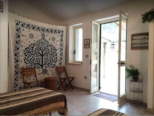 Rustic Bungalow In Isola Di Capo Rizzuto With Garden