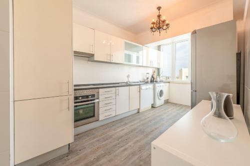 Guestready - Caparica Lisbon Apartment With A Sea View