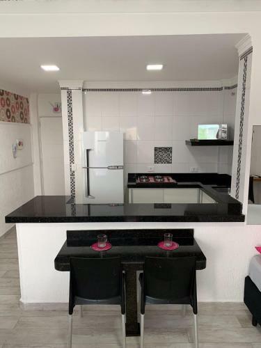 Apartamento Donuts - Guaruj�