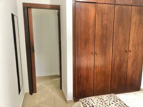 Apartamento Lindo Apto Com Varanda E Vista Para O Mar 2 Dorm