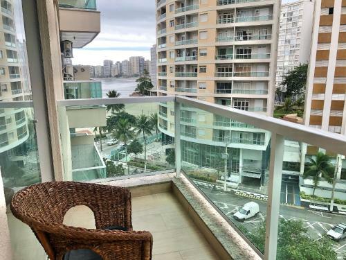 Apartamento Lindo Apto Com Varanda E Vista Para O Mar 2 Dorm