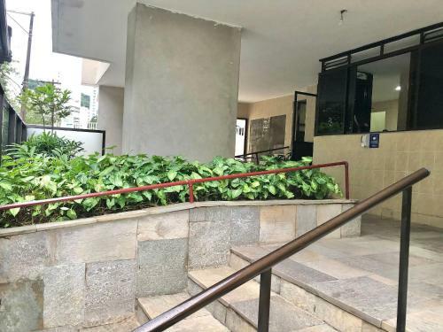 Apartamento Lindo Apto Com Varanda E Vista Para O Mar 2 Dorm