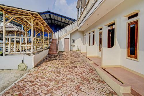 Hotel Spot On 91469 Pondok Pelita