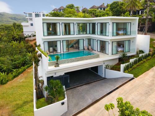 Areeya Villa Layan Phuket
