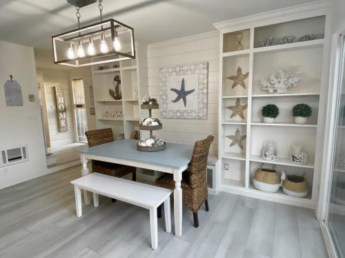 Newly Remodeled Solana Beach Townhouse!