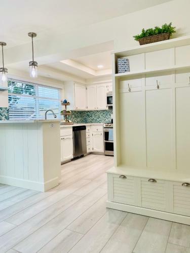 Newly Remodeled Solana Beach Townhouse!
