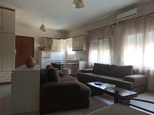 Apartamento 1-bedroom Rental Unit With Private Parking