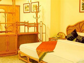 Evergreen Hotel
