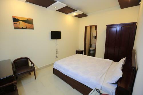Tuan Viet Hotel