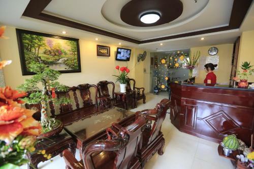 Tuan Viet Hotel