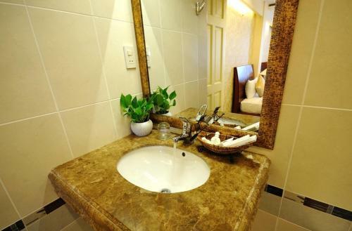 Bao Tran 2 Hotel