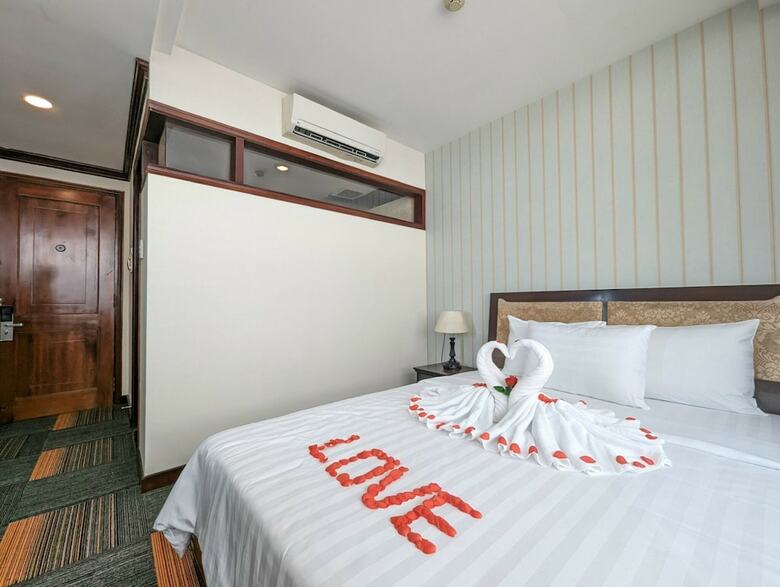Dong Kinh A Hotel