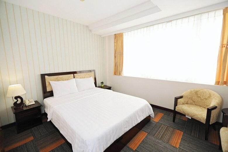 Dong Kinh A Hotel