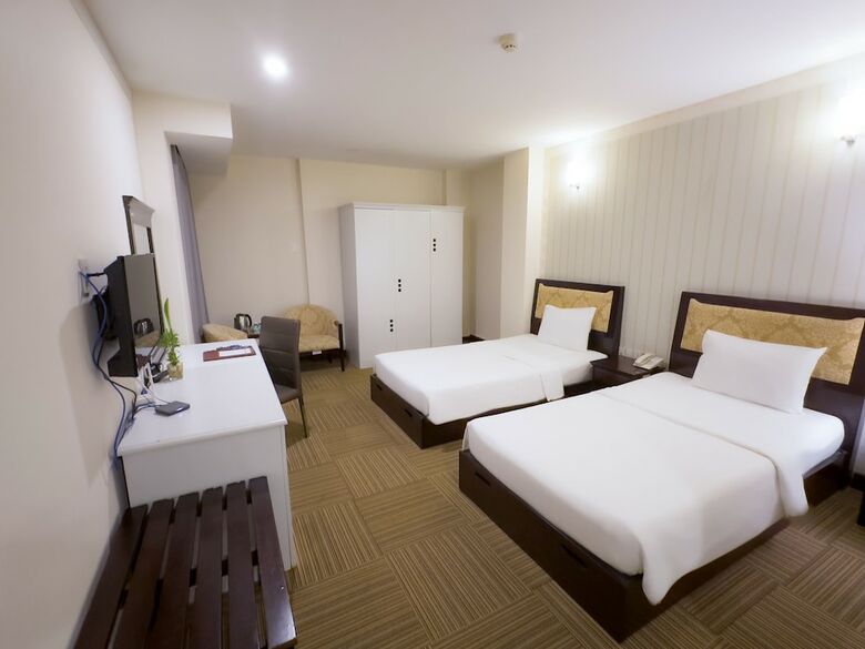 Dong Kinh A Hotel