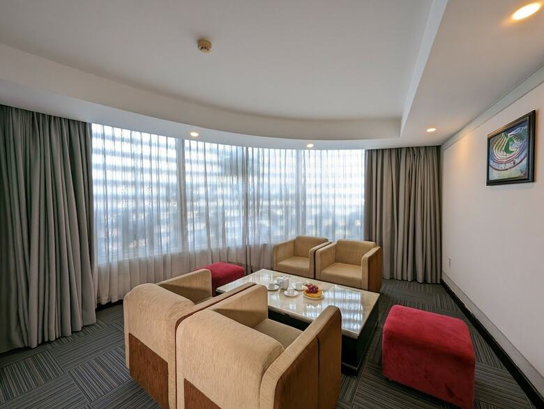 Dong Kinh A Hotel