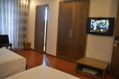 Phu Tho Hotel