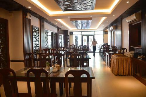 Phu Tho Hotel