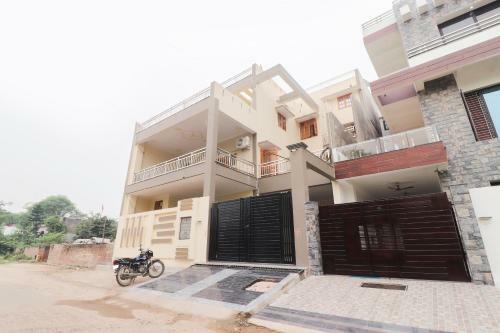 Hotel Oyo 40906 Pratap Guest House