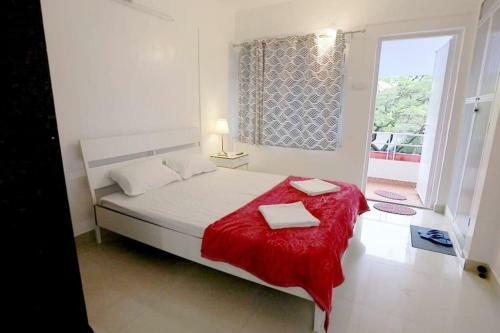 Relaxing 2 Bhk Pool Villa In Khandala