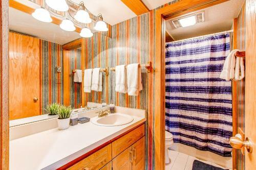 Hotel Snowmass Escape