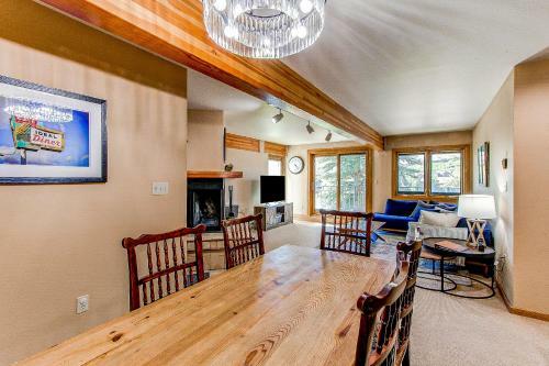 Hotel Snowmass Escape
