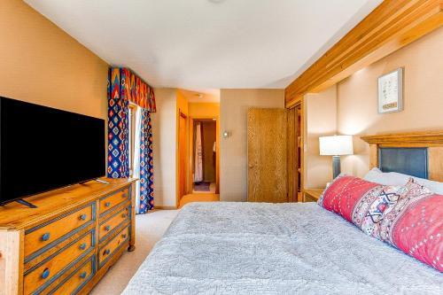 Hotel Snowmass Escape